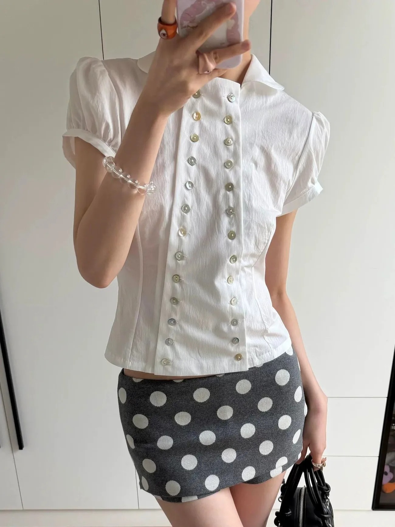 Embroidery Online - Camicetta con Colletto Peter Pan Stile