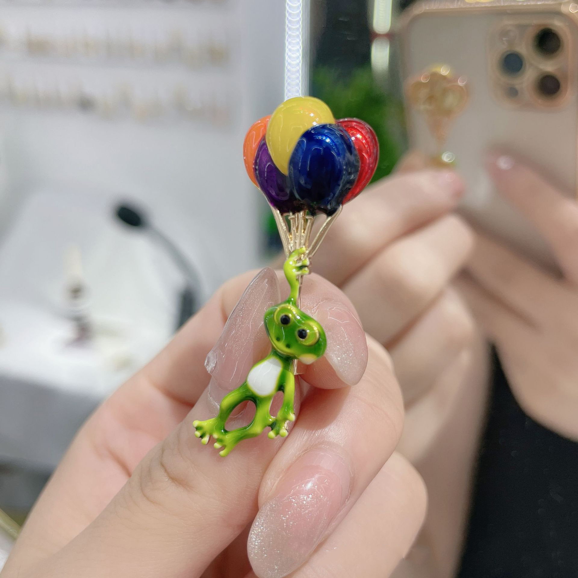 Embroidery Bali - Vivid Frog Holding palloncino colorato ciclismo