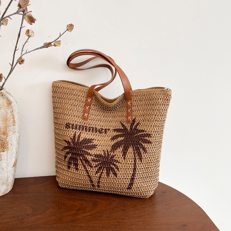Borsa in Paglia Intrecciata co - Embroidery Bali recensione e prezzo