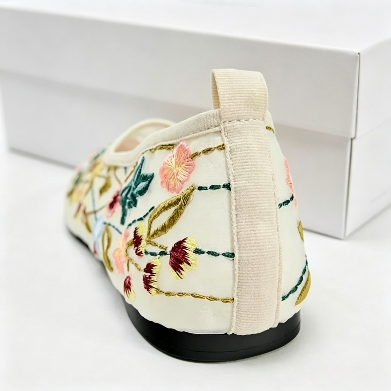Ballerine in rete con punta to - Embroidery Meaning recensione e prezzo